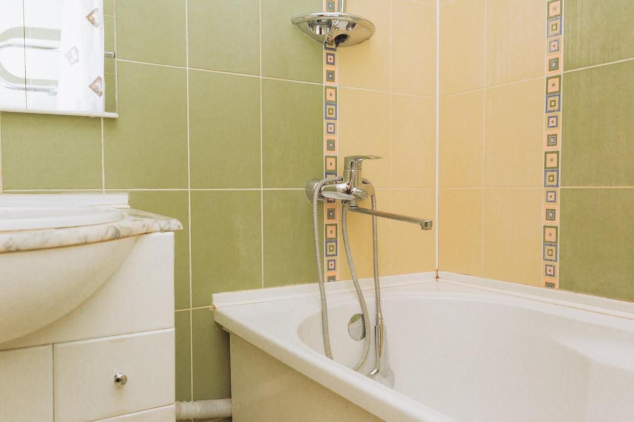 Apartment In The Center Сумы Экстерьер фото